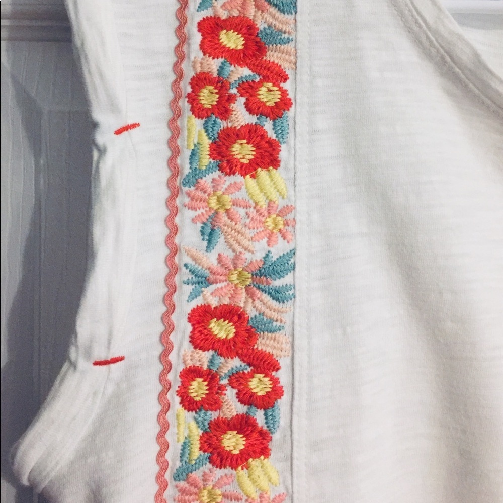 Boho Embroidered T-Shirt - Picture 2 of 4